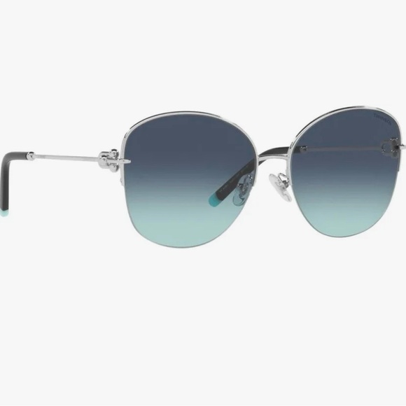 Auth Tiffany Silver Frame Gradient Blue Women\'s Sunglasses main image 5